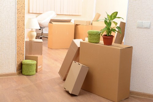 House removals and flat moving support in Redbridge